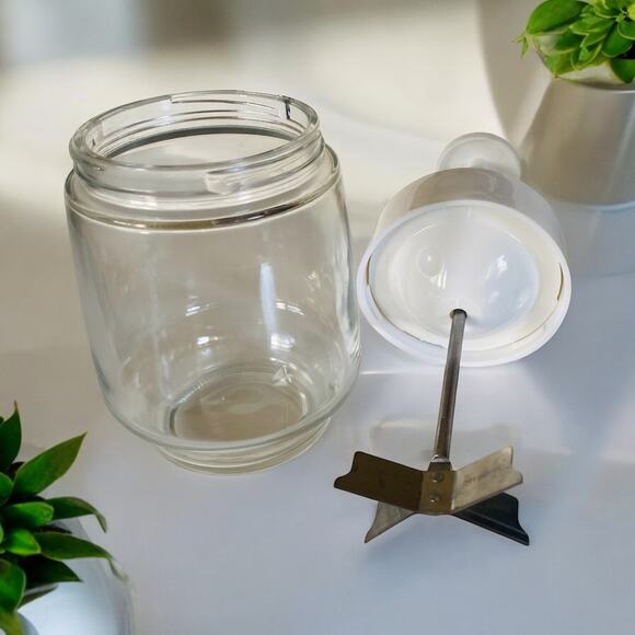 VINTAGE Kitchen 70s Nut Food Chopper Glass Hand Press White Plastic Top - Picture 3 of 5